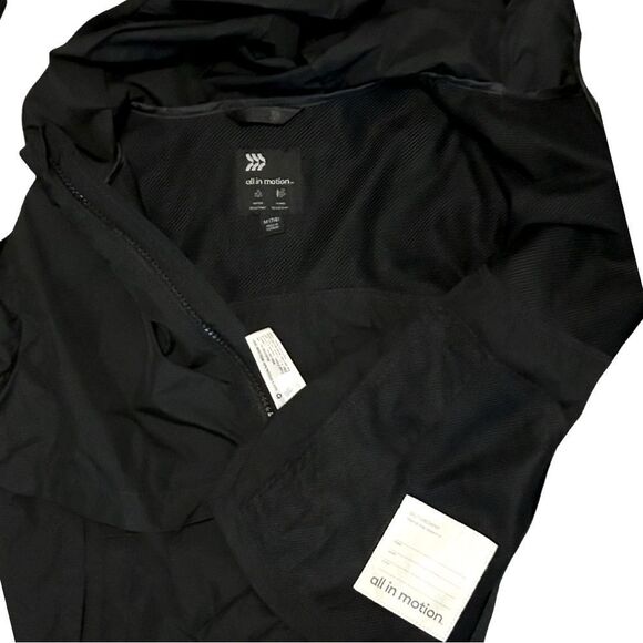 All In Motion Bundle of 4 Girls Athletic Wear Sizes Small and Medium - Picture 9 of 10